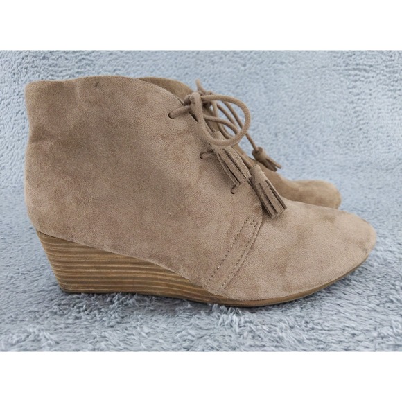Dr. Scholl's Dakota Ankle Wedge Booties Lace Up Tassel Taupe Suede Size 8M - Picture 2 of 10